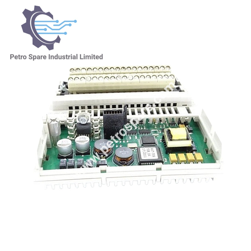 170AMM09000 Module d'E/S Analogique/Discrète Distribué Schneider
