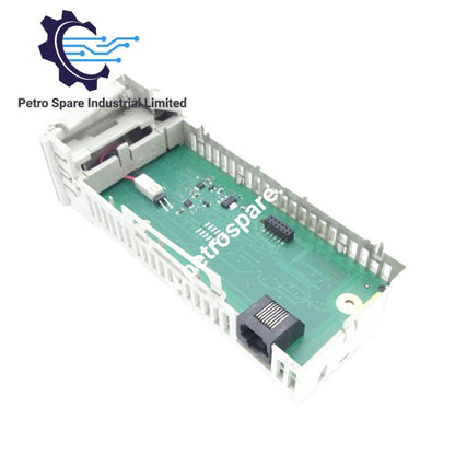 Schneider Electric 172JNN21032 Modicon Momentum Serial Link Option Adaptor